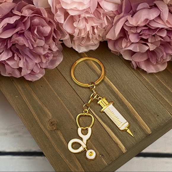Nurses Keychain with Syringe & Charms - Picture 5 of 16